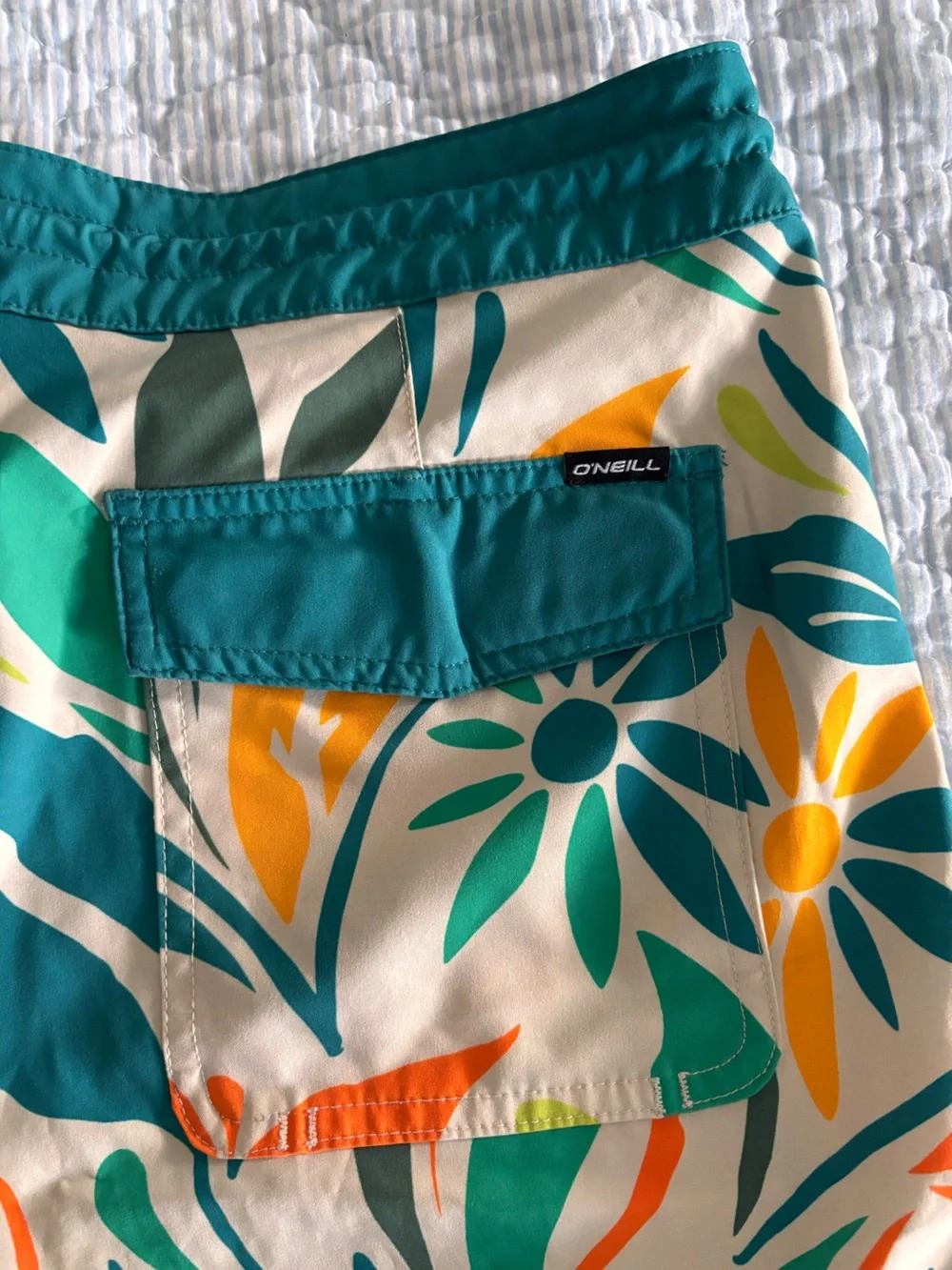 ONeill vibrant tropical